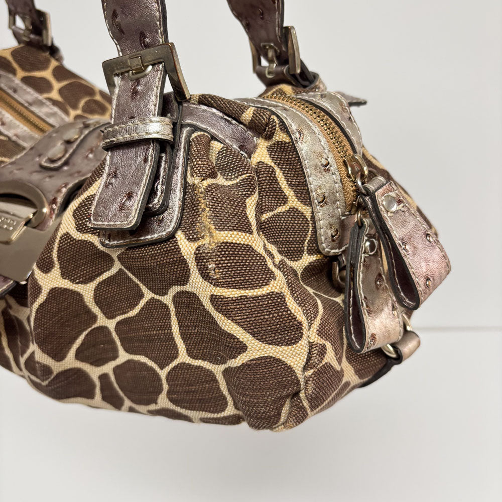 GUESS GIRAFFE BAGUETTE BAG