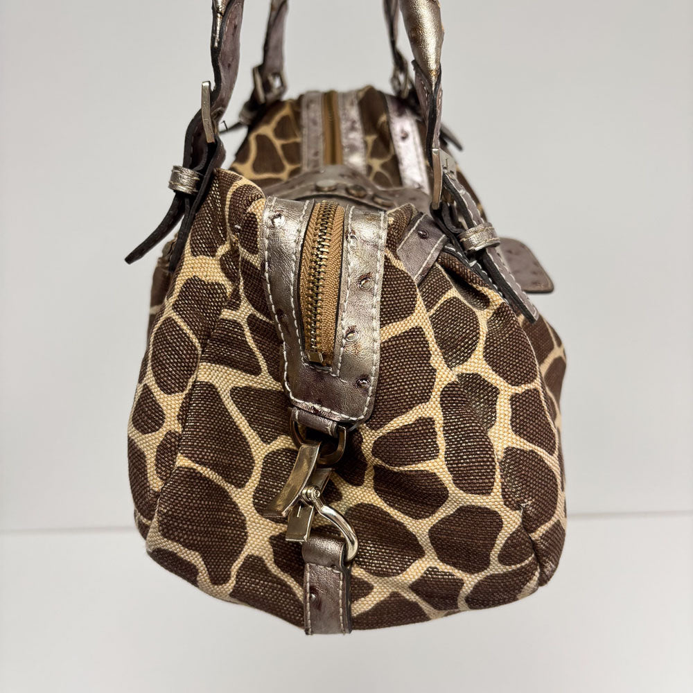 GUESS GIRAFFE BAGUETTE BAG