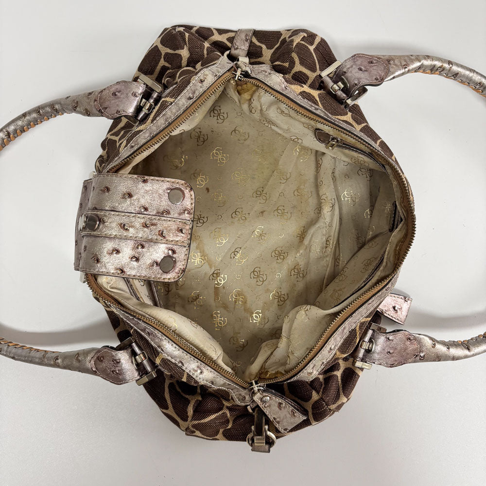 GUESS GIRAFFE BAGUETTE BAG