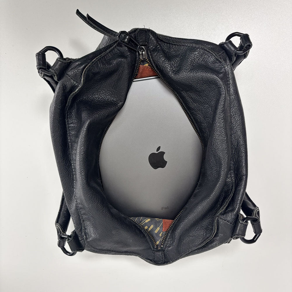 LIEBESKIND BLACK LEATHER HOBO