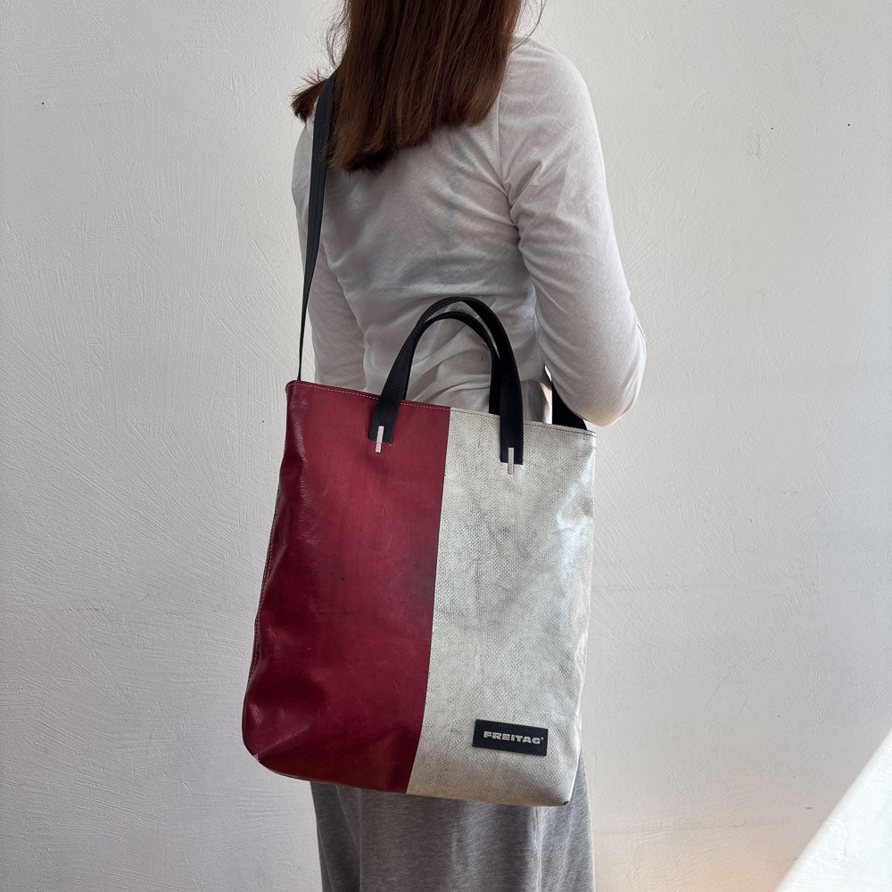 FRIDAY XXL TOTE BAG