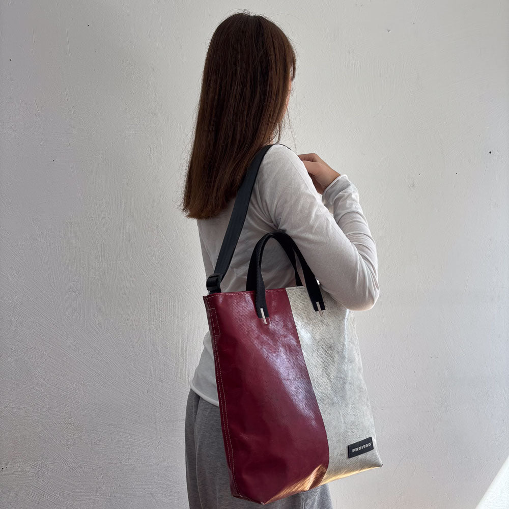 FRIDAY XXL TOTE BAG