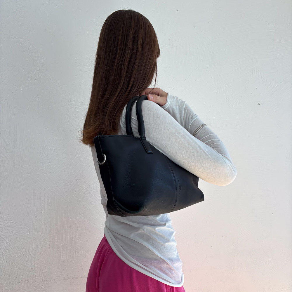 LIEBESKIND CHELSEA BLACK