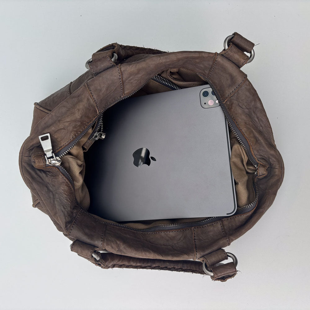 LIEBESKIND ESTHER HOBO