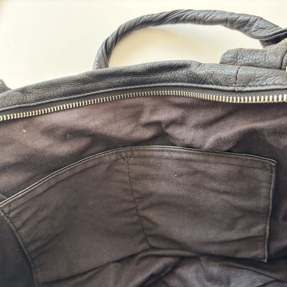 LIEBESKIND LUCY HOBO BLACK