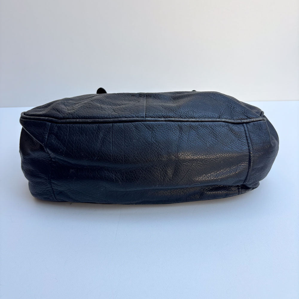 LIEBESKIND CHAIN HOBO BLACK