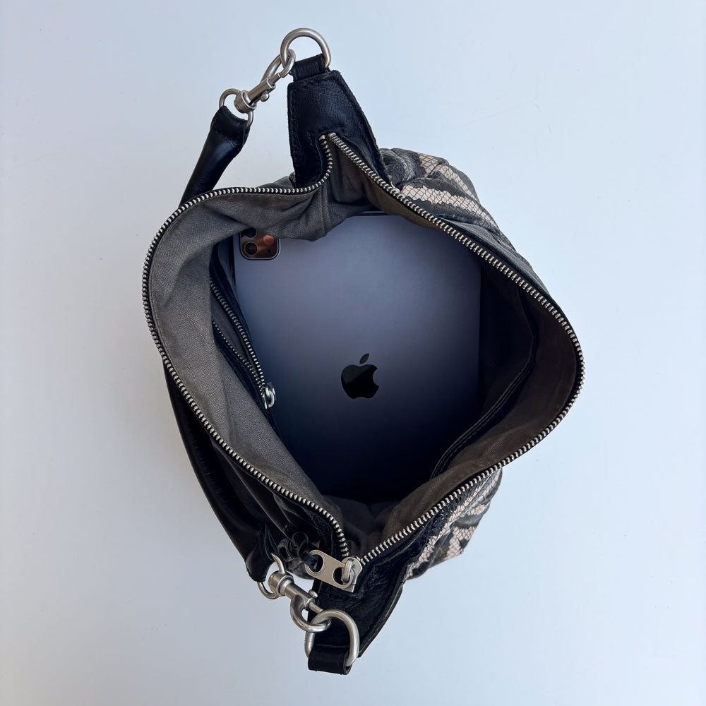 LIEBESKIND ZEBRA HOBO