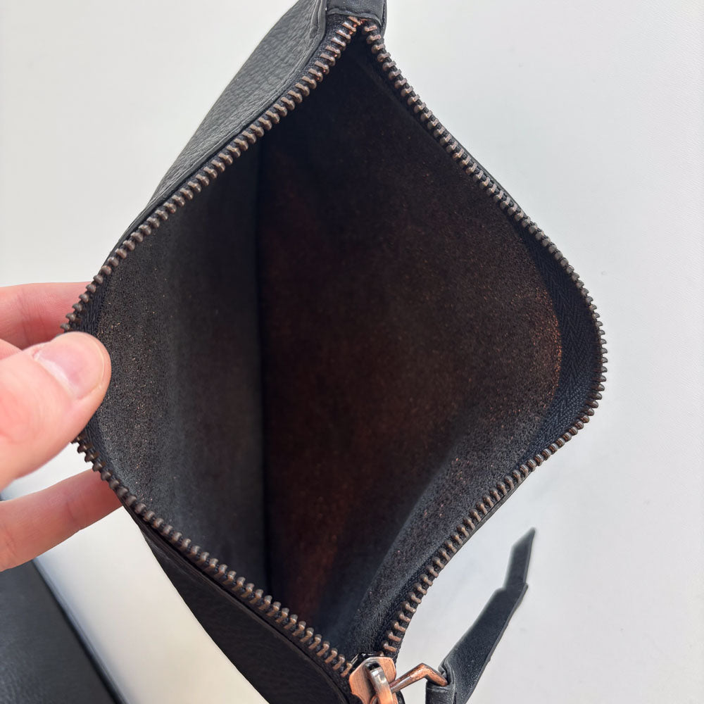 LIEBESKIND STUDS SHOPPER BLACK