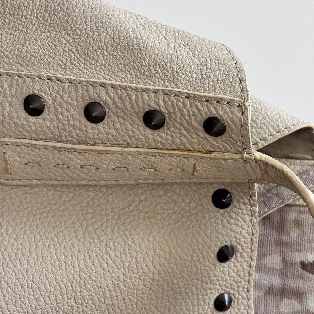 LIEBESKIND STUDS SHOPPER WHITE