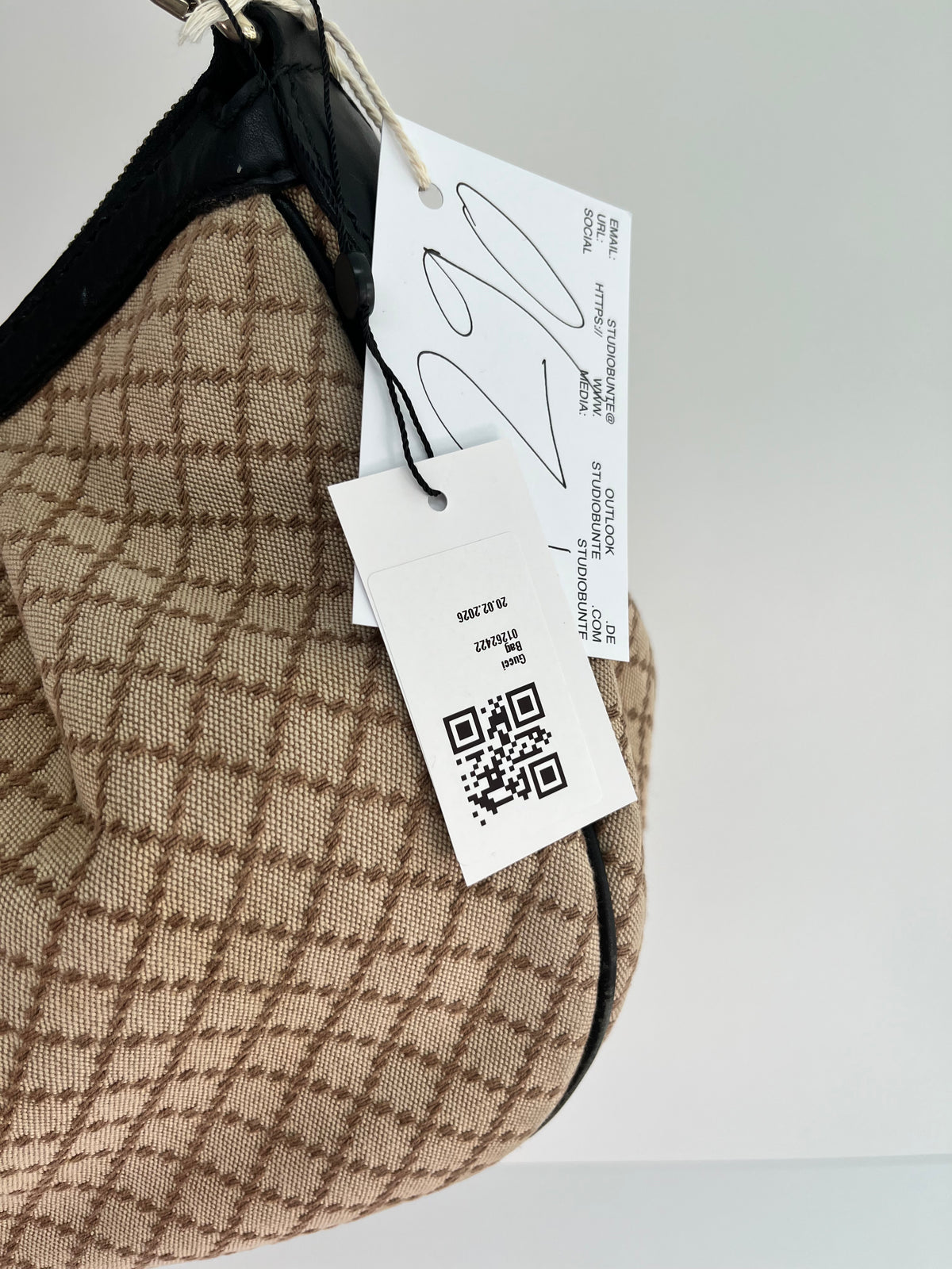 GUCCI SUKEY HOBO BAG