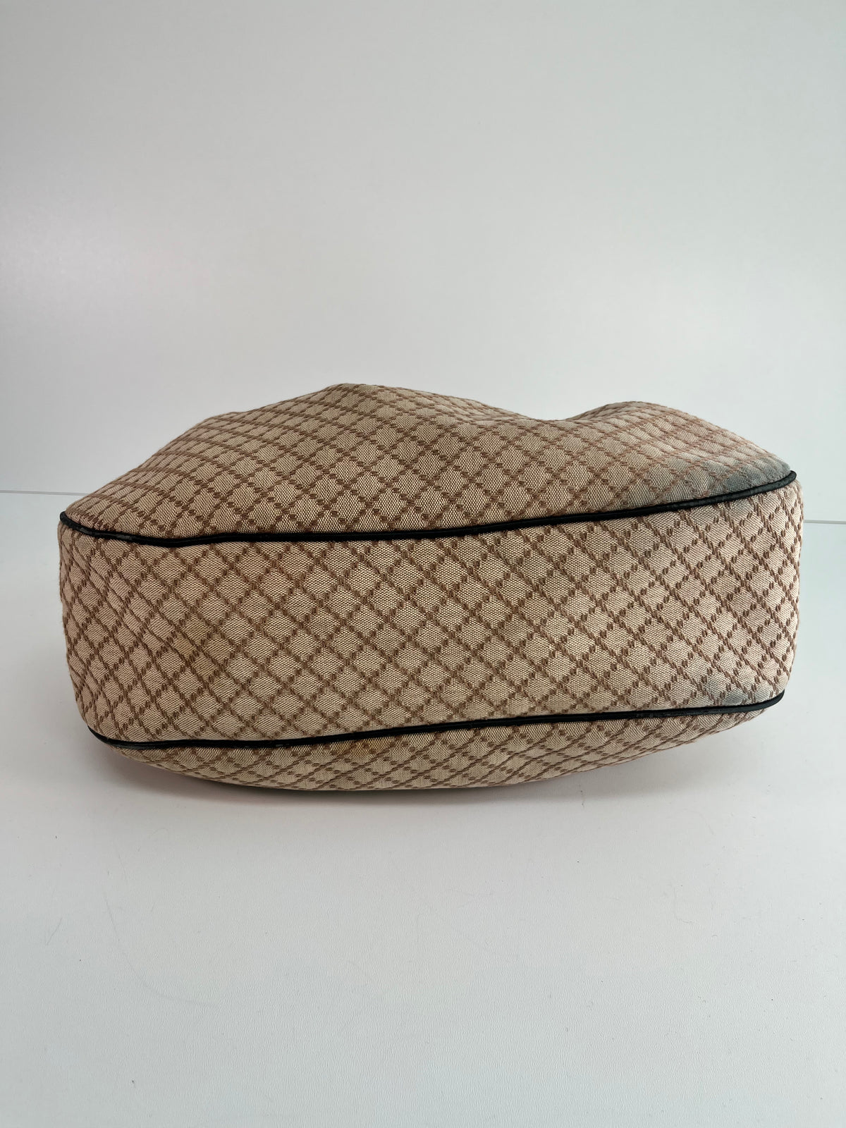 GUCCI SUKEY HOBO BAG
