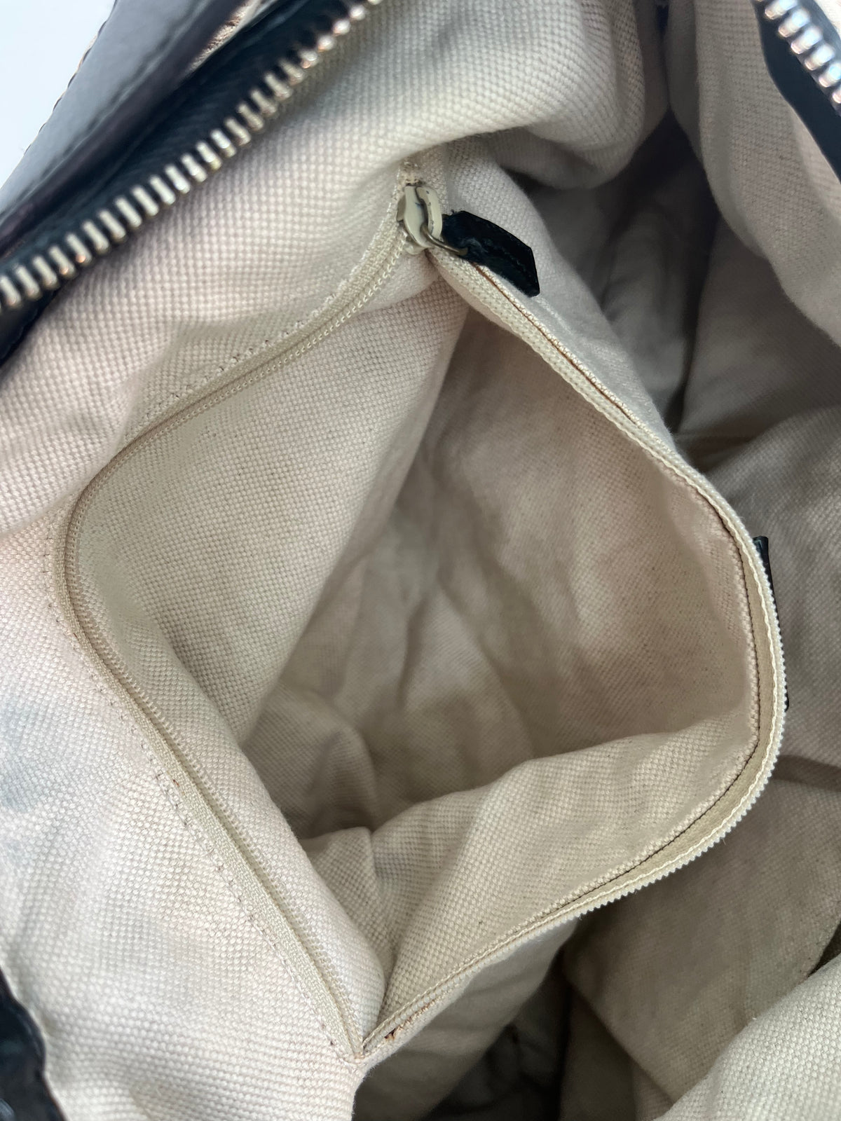 GUCCI SUKEY HOBO BAG