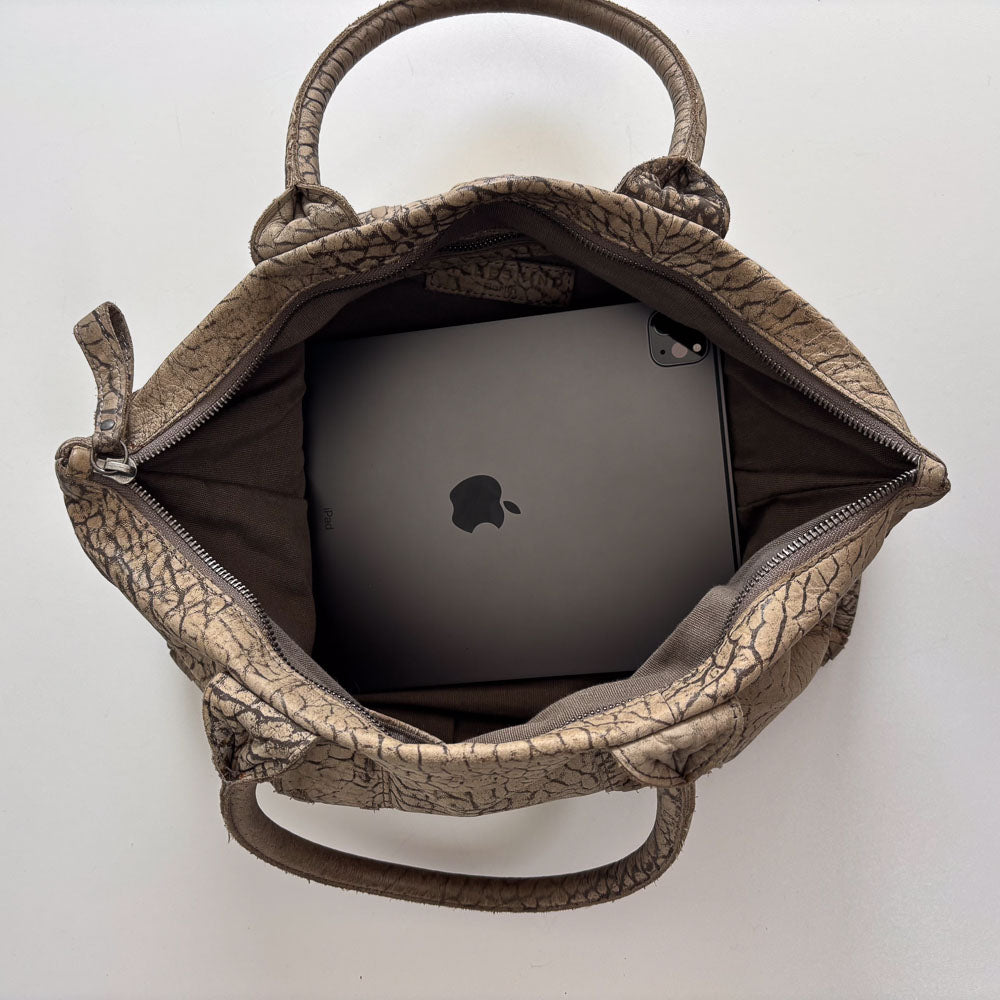 LIEBESKIND MARBLE SHOPPER