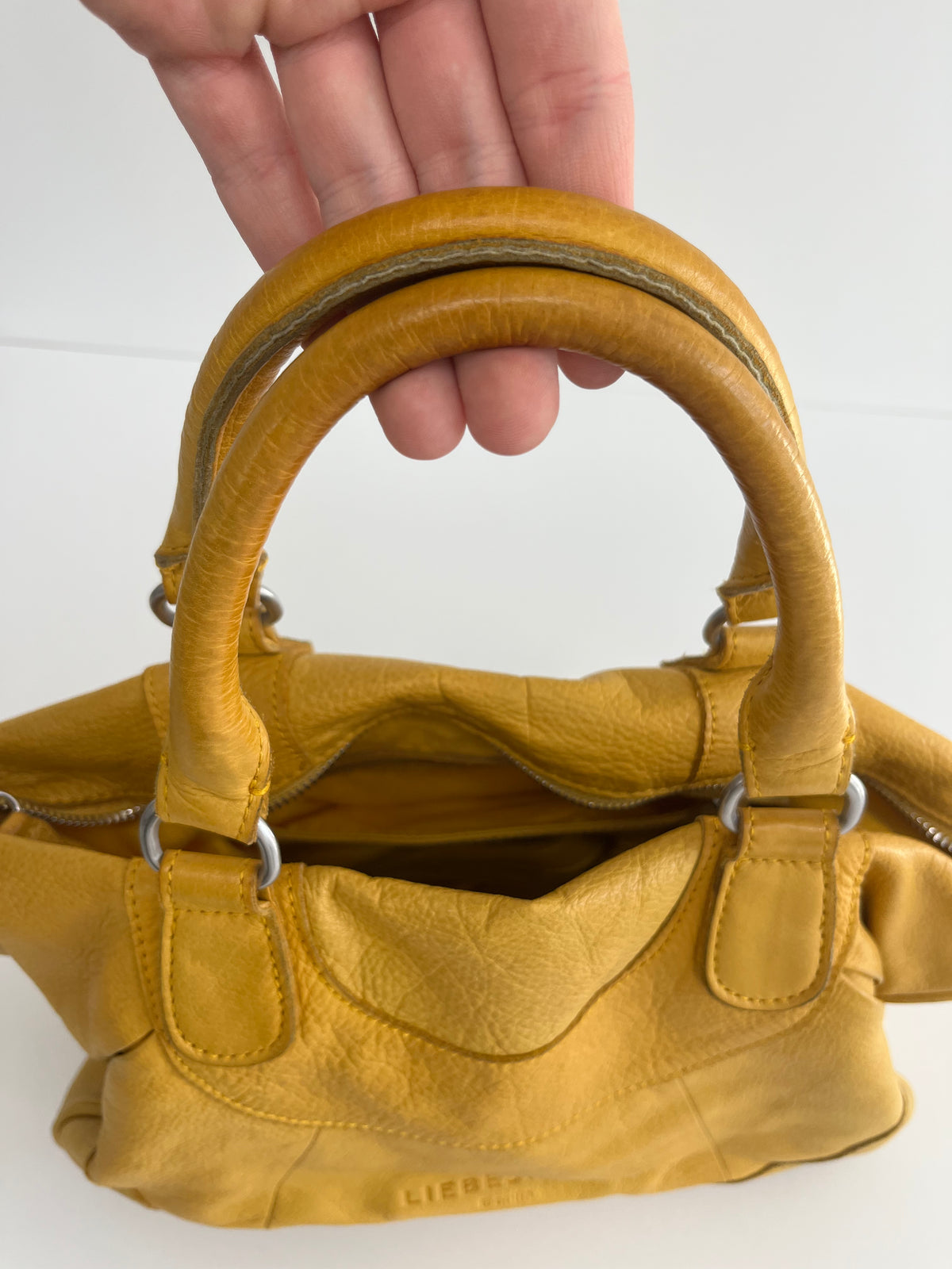 LIEBESKIND YELLOW LEATHER SHOPPER