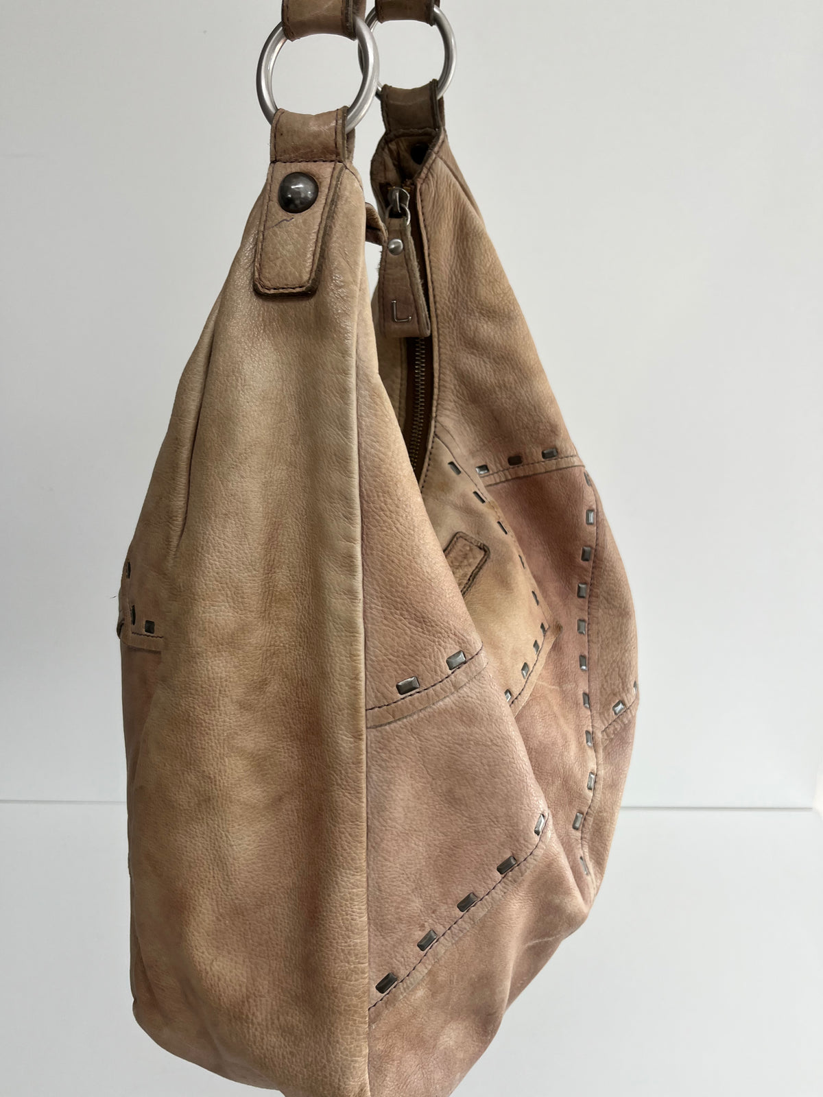 LIEBESKIND METAL PATTERN BAG