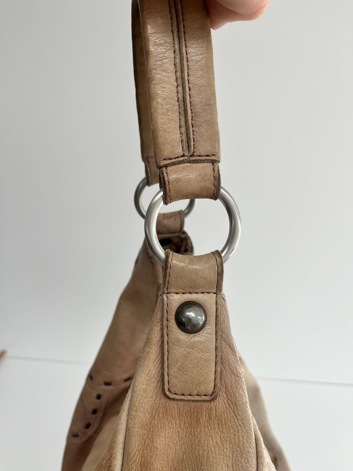 LIEBESKIND METAL PATTERN BAG