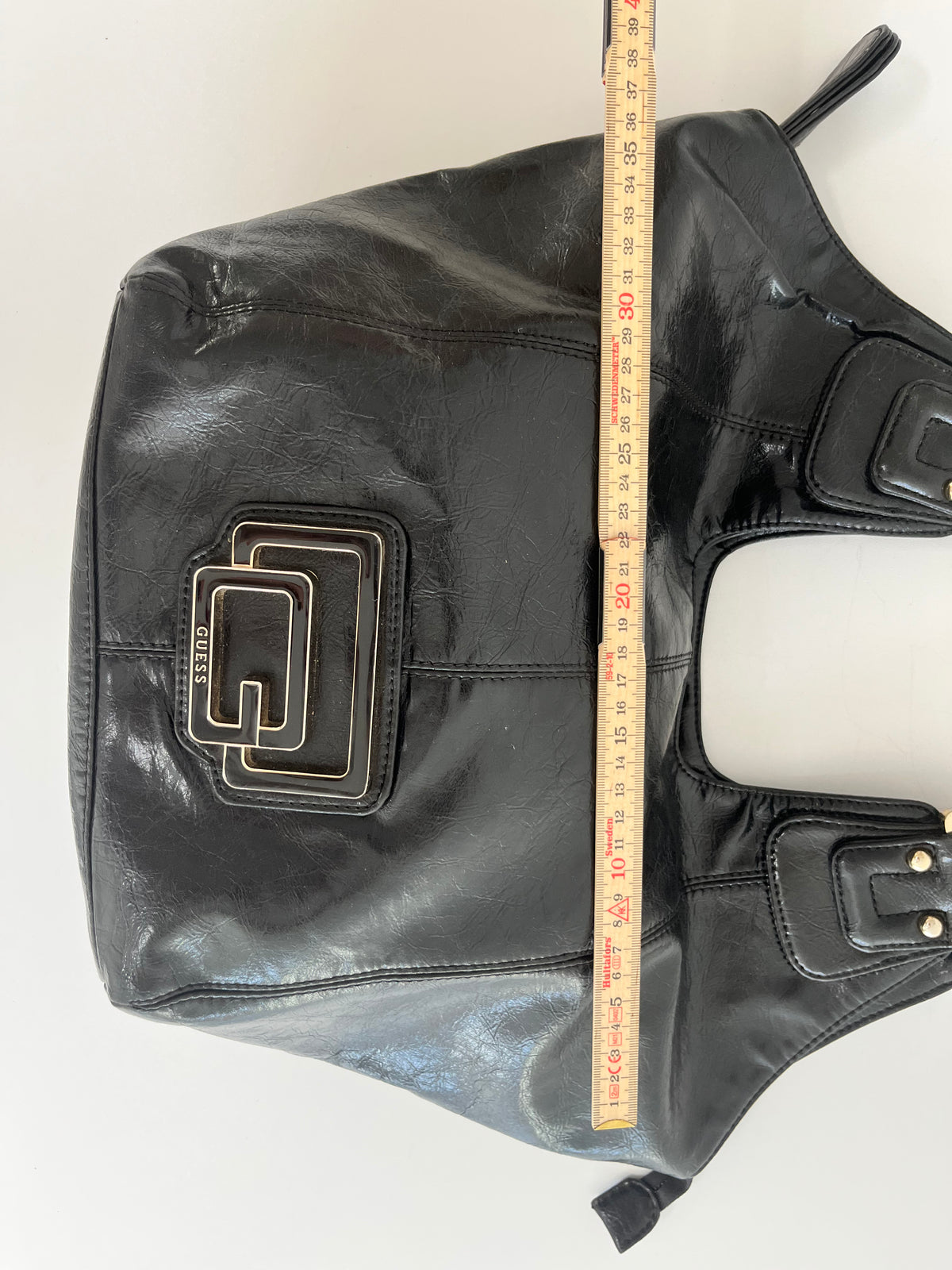 GUESS BLACK SHOPPER