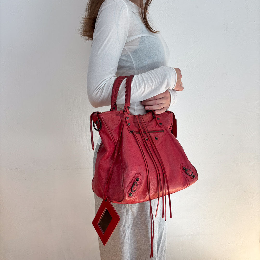BALENCIAGA PARIS RED