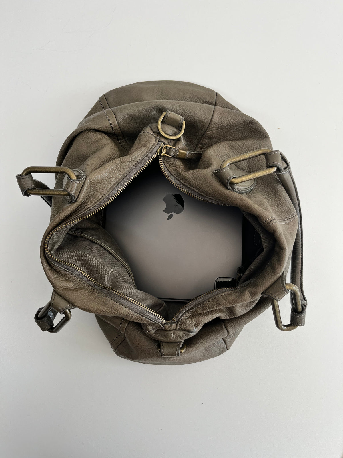 LIEBESKIND LEATHER BAG