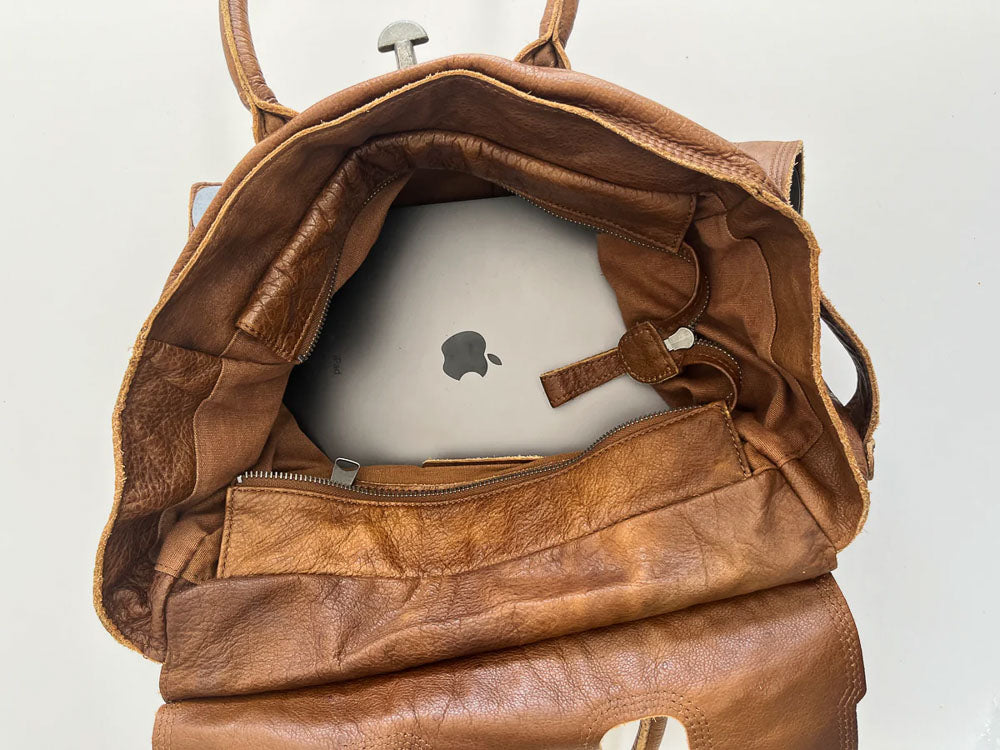 LIEBESKIND LEATHER BAG MIA