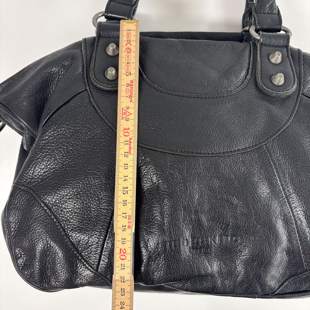 LIEBESKIND ESTHER HOBO BLACK