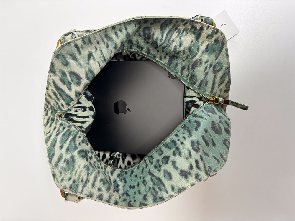 LIEBESKIND LEO HOBO BAG